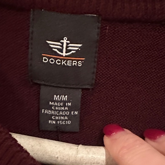 Dockers Maroon Sweater - Picture 3 of 4